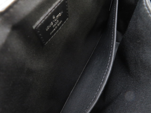 LOUIS VUITTON ルイヴィトン ショルダーバッグ ディストリクトPM