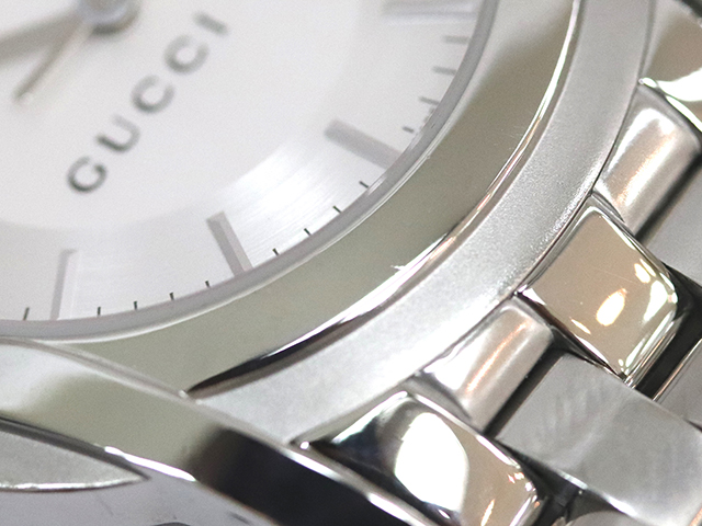 GUCCI グッチ 5500XL 腕時計 シルバー文字盤 クオーツ メンズ デイト