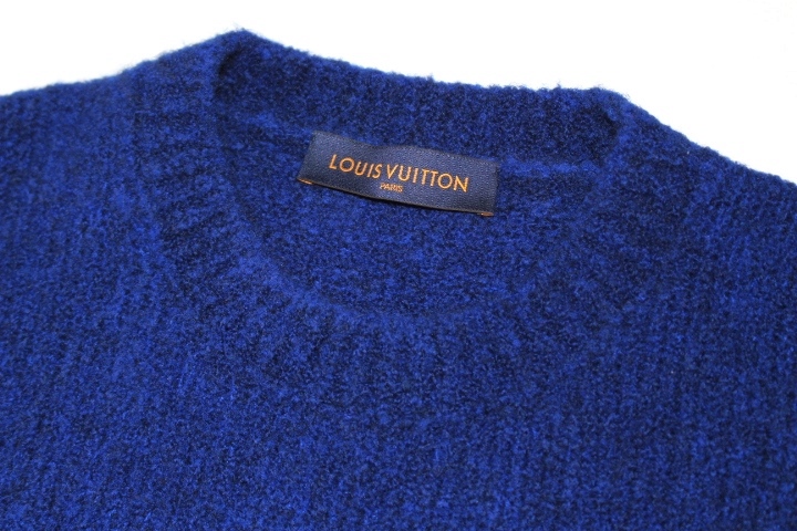 LOUIS VUITTON　ルイヴィトン　LVインタルシアクルーネック　セーター　ニット　1A7XOH　メンズL　ブルー　ウール　ヤク　LVロゴ　 2020年　2120000195686【200】