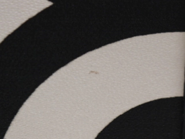 FENDI　フェンディ　サンシャイン　ショッパース　ミニ　マークジェイコブスコラボ　ホワイト／ブラック　カーフ　8BS051　2143200573665【200】