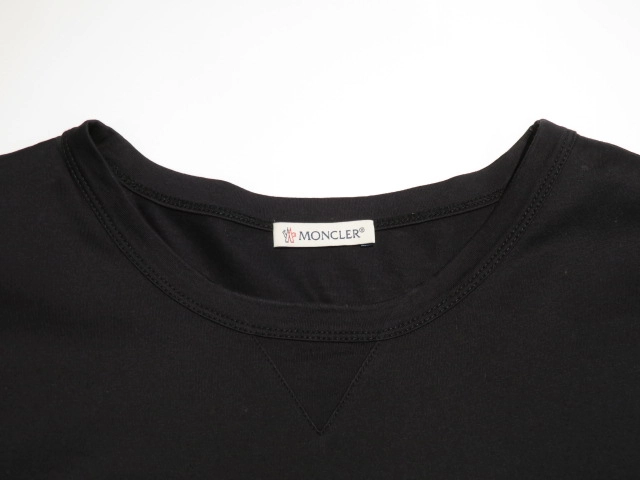 MONCLER　モンクレール　MAGLIATシャツ　メンズXXL　ブラック　コットン　F20918C78100 8390Y　2148103802874　【432】