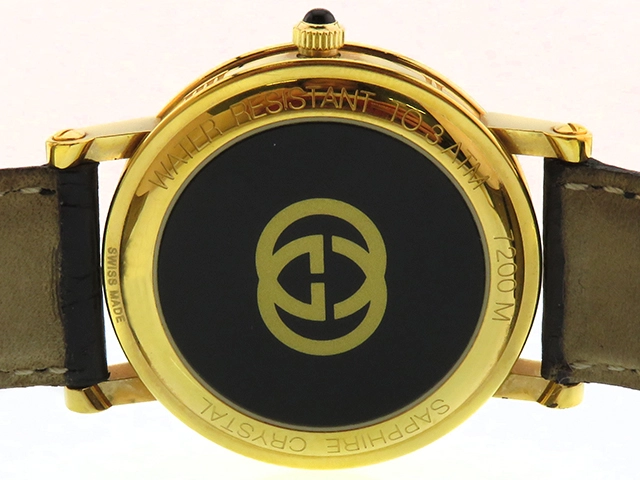 GUCCI グッチ 7200M ゴールドメッキ/革 ホワイト文字盤 クオーツ メンズ時計 2121000024259【207】