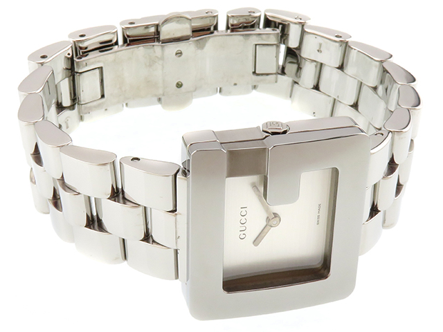 本日限定GUCCI レディース腕時計 Uプレイ クオーツ SS シルバー文字盤 楽天市場】【中古】GUCCI レディース 腕時計 クオーツ SS