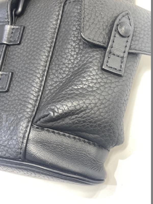 LOUIS VUITTON　ルイヴィトン　バック　ボディバッグ ショルダーバッグ クリストファーXS M58495 トリヨンレザー　ノワール　ブラック × マットブラック金具【472】AH