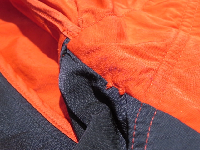 LOUIS VUITTON　ルイヴィトン　ジップアップジャンパー　メンズ46　レッド　RM181M DXS HEB01W　2120500250069　【432】