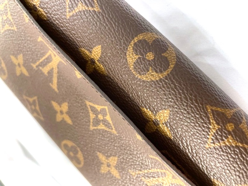 LOUIS VUITTON ルイヴィトン ポルトフォイユ・サラ モノグラム M60531  