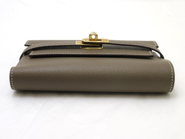 HERMES エルメス　ケリーウォレットコンパクト　コンパクト　エトゥープ　ゴールド金具　Ｄ刻印　2019年製造【471】