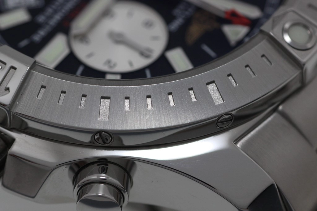 BREITLING ブライトリング 腕時計 2019年並行品 コルト クロノグラフ A7338811/BD43 ブラック/シルバー ステンレス 自動巻き【472】SJ