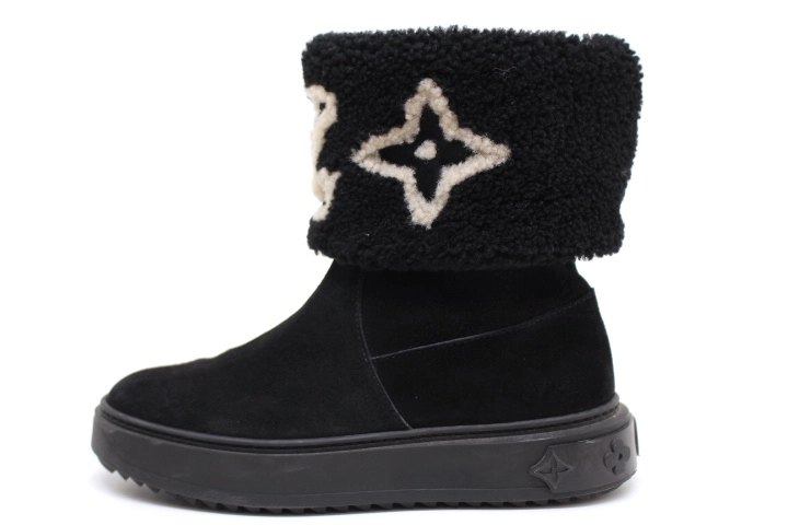 LOUIS VUITTON　ルイヴィトン　ムートンブーツ　スノードロップライン　レディース35　ブラック　スエード　2147100487756　【432】