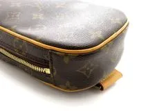 LOUIS VUITTON　ルイ・ヴィトン　ポシェット・ガンジュ　モノグラム　ボディバッグ　M51870　2148103682858【431】