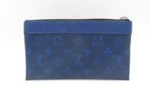 Louis Vuitton ルイヴィトン ポシェット・ディスカバリーPM