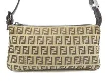 FENDI フェンディ ズッキーノ アクセサリーポーチ ダークブラウン／ベージュ 8BR249【430】2148103667046  の購入なら「質」の大黒屋（公式）