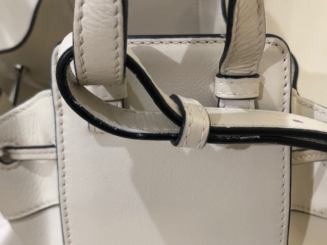 LOEWE ロエベ ショルダーバッグ ハンモックドローストリング LOEWE ロエベ ショルダーバッグ ハンモックドローストリング
