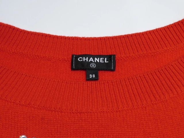 CHANEL　シャネル　ロゴパールビジューニット　レディース38　レッド　カシミヤ　P70834K10086 NC332　2148103931888　【432】
