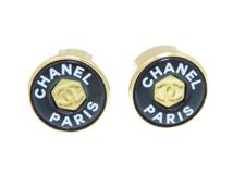 CHANEL　シャネル　ボタン ピアス ブラック GP/エナメル　【431】2148103970993