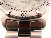 TAG HEUER　タグホイヤー　プロフェッショナル　2000　WK1112　シルバー文字盤　ステンレススチール　クオーツ　メンズ時計　2148103906107【207】