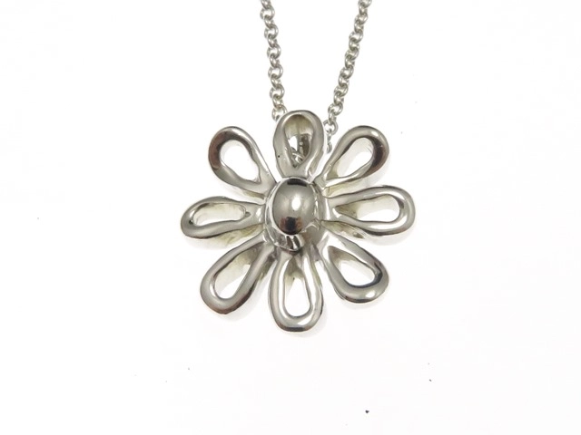 TIFFANY  ティファニー  デイジー  シルバーネックレス 極美品 ティファニー シルバー デイジー フラワー ネックレス/24