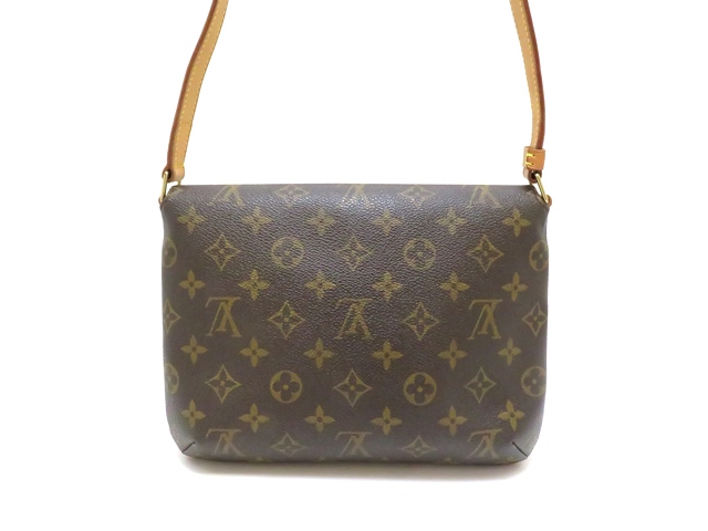 Louis Vuitton ルイ・ヴィトン ミュゼット・タンゴ ショート
