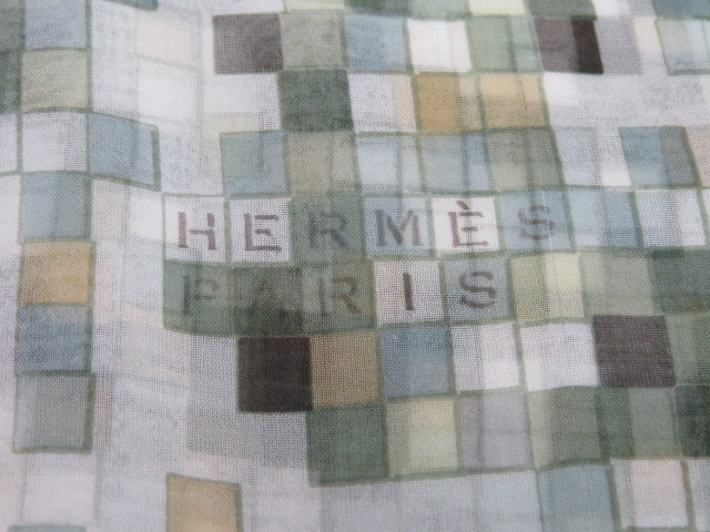HERMES エルメス カレ90シフォン スカーフ グリーン ホワイト