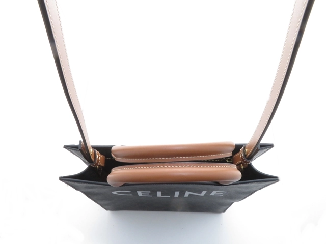 CELINE セリーヌ トリオンフ バーティカルカバスモール タン　ＰＶＣ／カーフ　191542BZK.04LU　2143200594813【437】