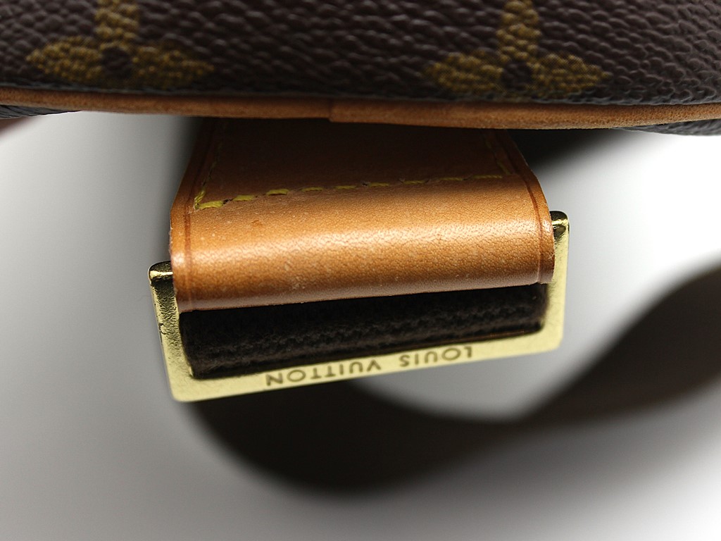 LOUIS VUITTON ルイヴィトン ウエストバッグ ポシェット