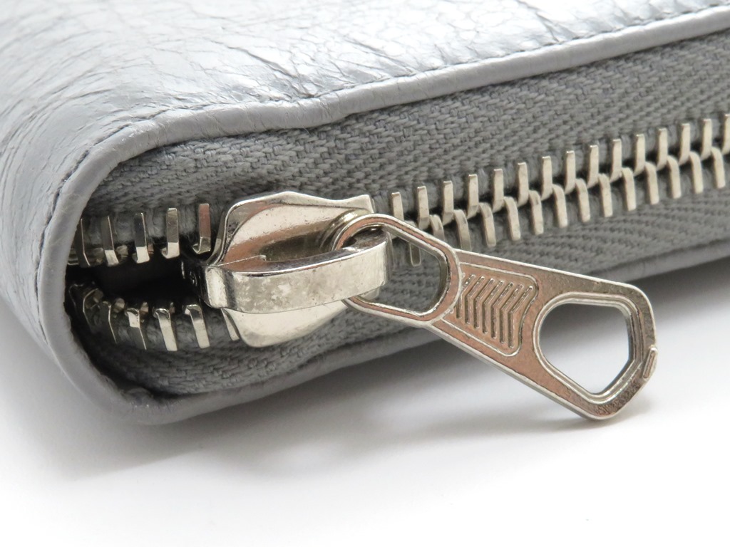 BALENCIAGA バレンシアガ ラウンド長財布 グレー レザー 519641 BALENCIAGA バレンシアガ ラウンド長財布 グレー レザー 519641