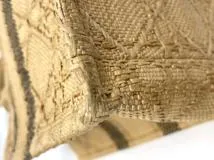 DIOR　ディオール トートバック　ブックトート ミディアムバッグ カナージュ ラフィア ナチュラル　M1296ZSQD_M925【472】AH