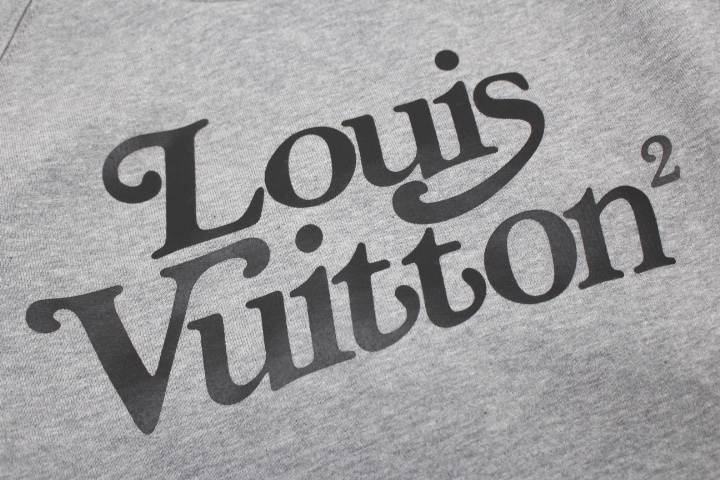 LOUIS VUITTON × NIGO ルイヴィトン 衣類 スクエアードLV