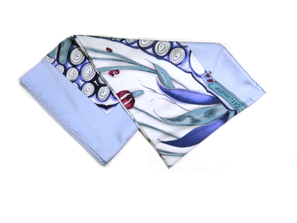 HERMES エルメス カレ90 Ceramique ottomane ライトブルー HERMES エルメス カレ90 Ceramique ottomane ライトブルー