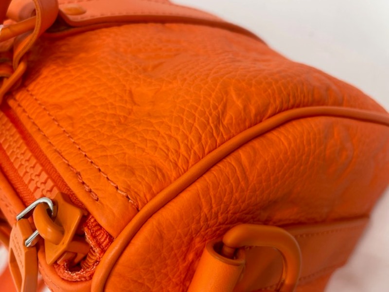 Louisvuitton ルイヴィトン ショルダーバック トリヨン