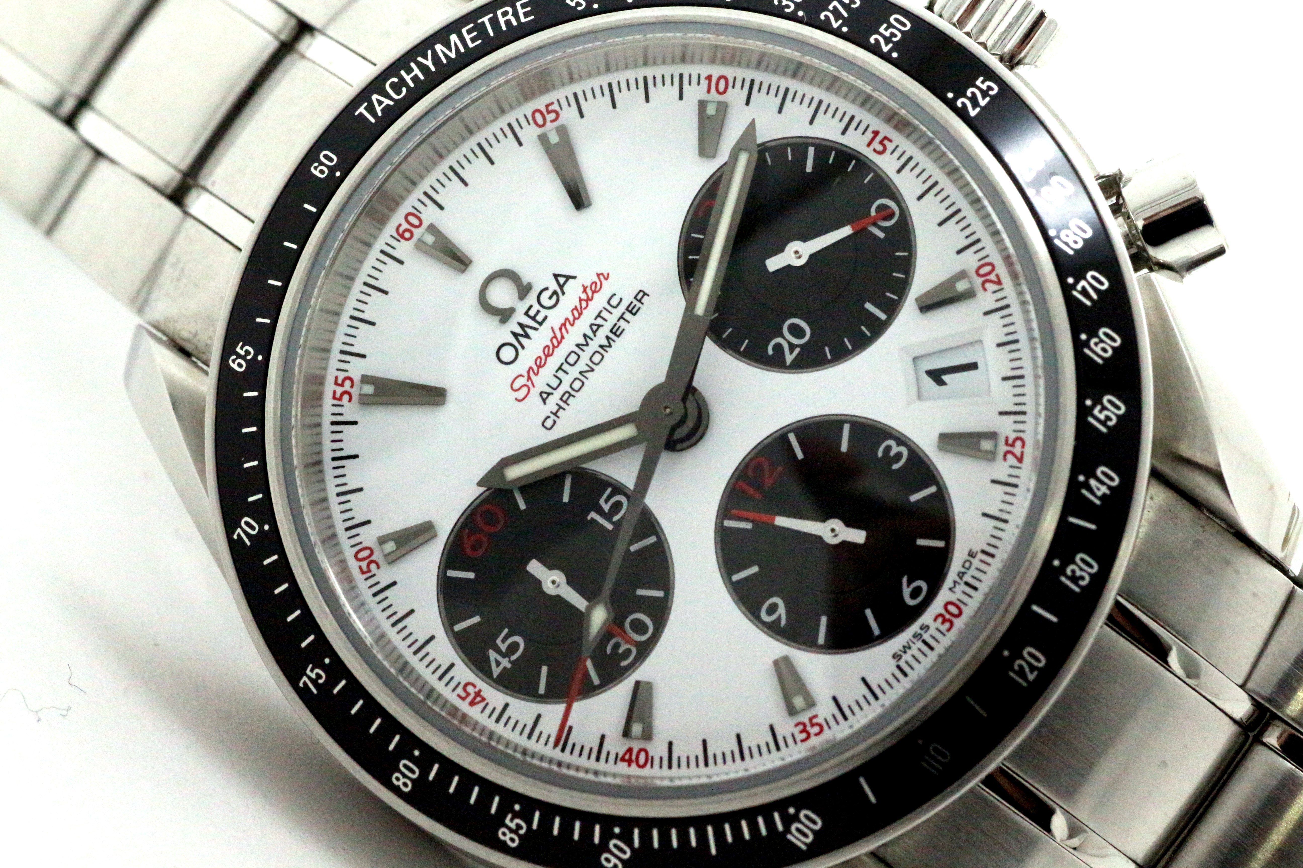 オメガ OMEGA 323.30.40.40.04.001 ホワイト /ブラック メンズ 腕時計