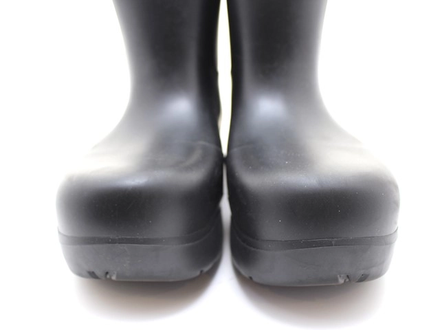 BOTTEGA VENETA　ボッテガ・ヴェネタ　Puddleシアリングアンクルブーツ　レディース36　ブラック　ラバー　677338 V1BM0　2147200530291　【432】