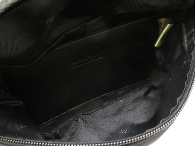 Burberry バーバリー ボディバッグ 8025668 ブラック ナイロン