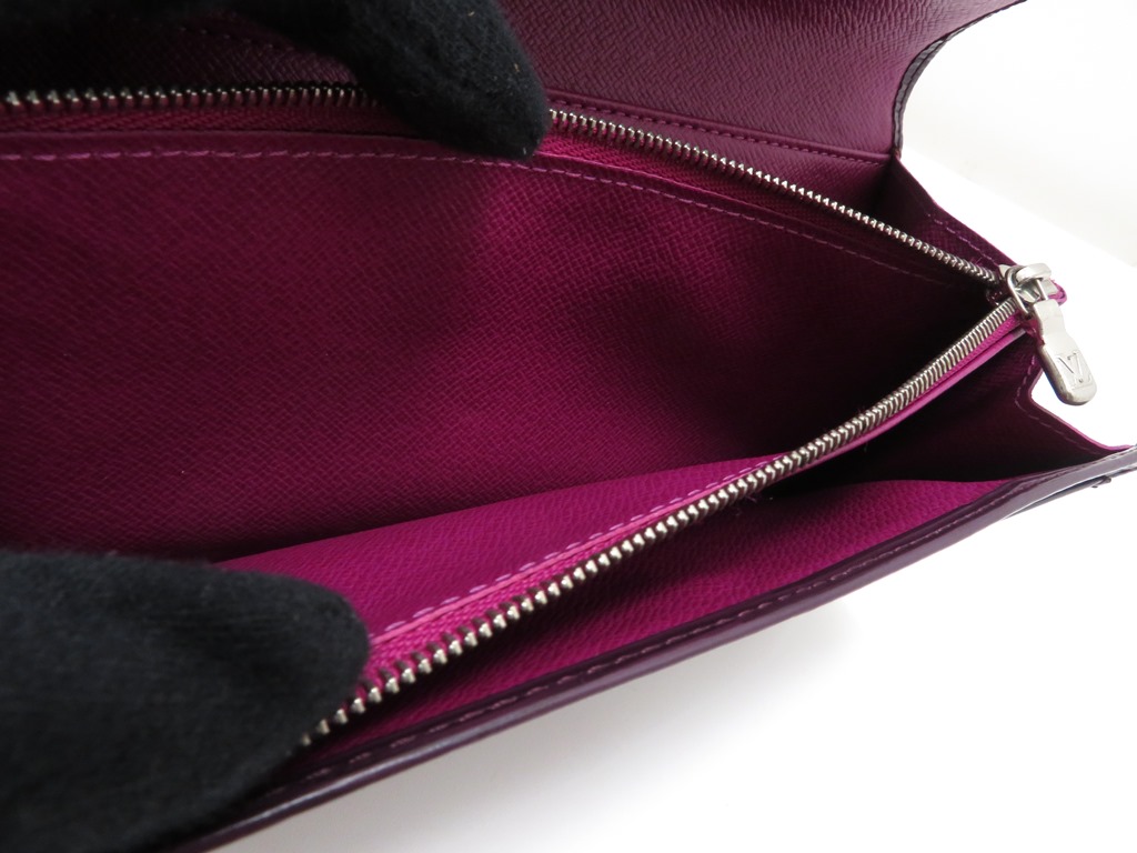 LOUIS VUITTON ポルトフォイユ・サラ エピ カシス イニシャルYSH