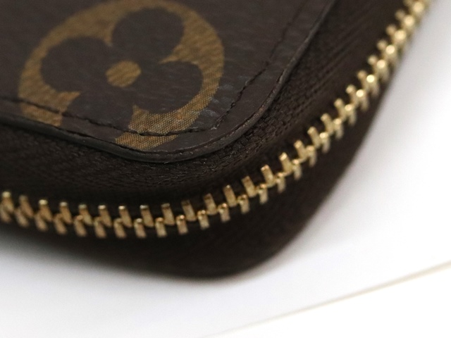 LOUIS VUITTON ルイヴィトン ジッピー・コインパース コンパクト