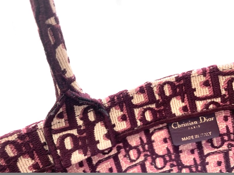 クリスチャン・ディオール Christian Dior トートバッグ ブックトート ラージバッグ ボルドー キャンバス  M1286ZRIW_M974【472】AHの購入なら「質」の大黒屋（公式）