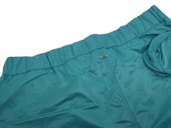 LOUIS VUITTON ルイヴィトン 衣類 スイムウェア3Dポケットモノグラムボードショーツ メンズXL グリーン ナイロン RM211E OSJ HLW55W