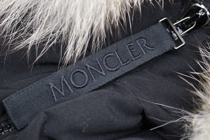 MONCLER モンクレール 衣類 ロング ダウン コート BERNACHE レディース