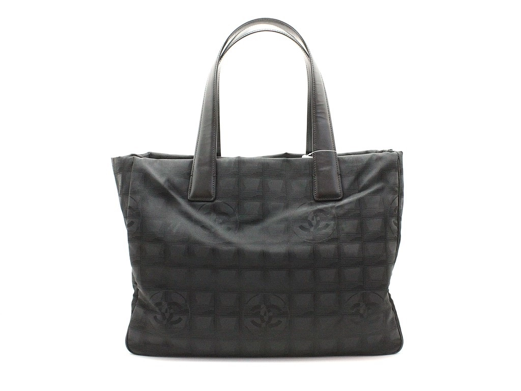 お値下げ　正規品　シャネル　CHANEL　ニュートラベルライン　トートMM お値下げ 正規品 シャネル CHANEL ニュートラベルライン トート