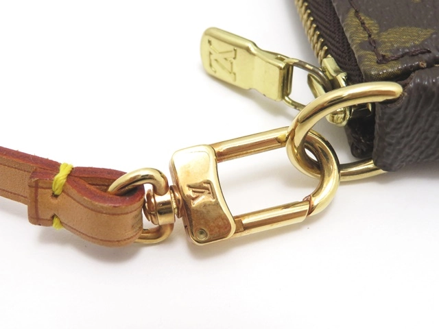 LOUIS VUITTON ルイ・ヴィトン モノグラム ポシェット・アクセソワール アアクセサリーポーチ M51980【431】