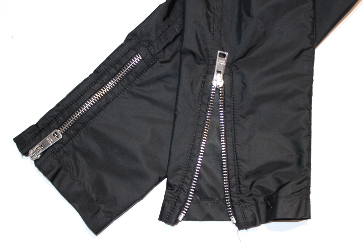 PRADA プラダ ナイロンブルゾン ジップアップパーカー