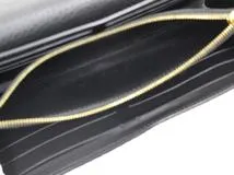 LOUIS VUITTON ルイヴィトン 財布 ポルトフォイユ・カプシーヌ トリヨン ノワール M64551 参考定価：￥228,800- (2147100542523) 【200】