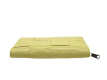 BOTTEGA VENETA ボッテガ・ヴェネタ 財布 カセットジップアラウンドウォレット ライムイエロー レザー 690945 (2143100498358) 【200】