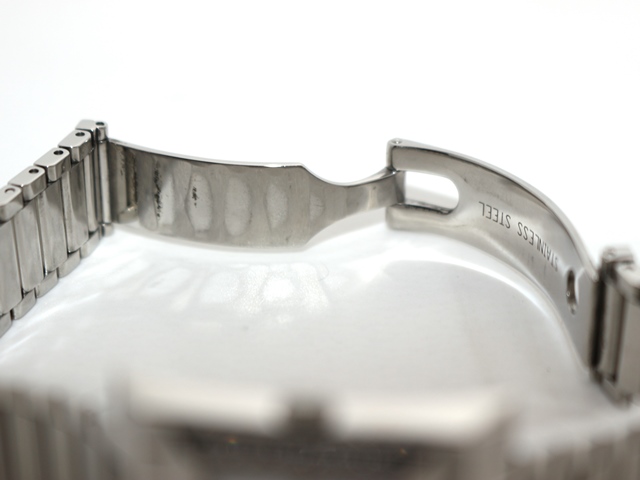 GUCCI グッチ スクエア 111L 時計 ホワイトシェル文字盤 ダイヤ