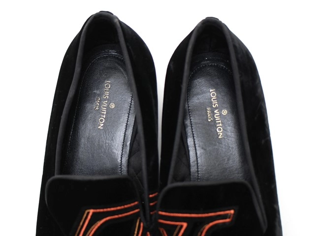 LOUIS VUITTON ルイヴィトン 靴 オートゥイユライン ローファー メンズ6ハーフ(約25.5cm) ブラック ベロア (2148103802997) 【432】
