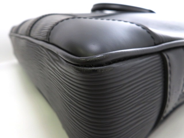 LOUIS VUITTON ルイ ヴィトン PDV ポルトドキュマン ヴォワヤージュ