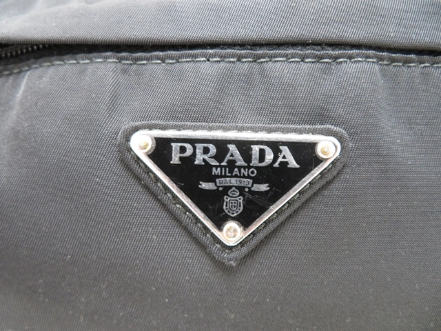 PRADA プラダ　ウエストバッグ ブラック ナイロン　2148103801051【437】