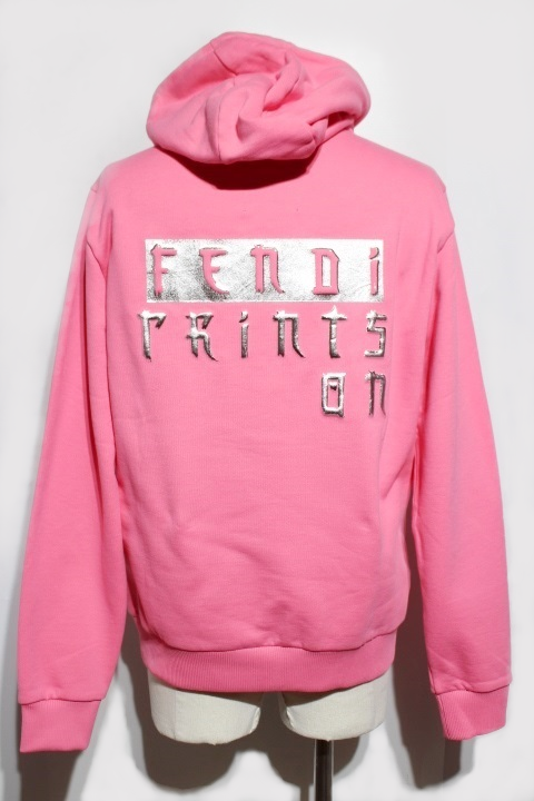 FENDI　フェンディ　衣類　パーカー　ニッキー・ミナージュコラボ　カプセルコレクション　メンズ S　ピンク　コットン　2146000205279　 【200】