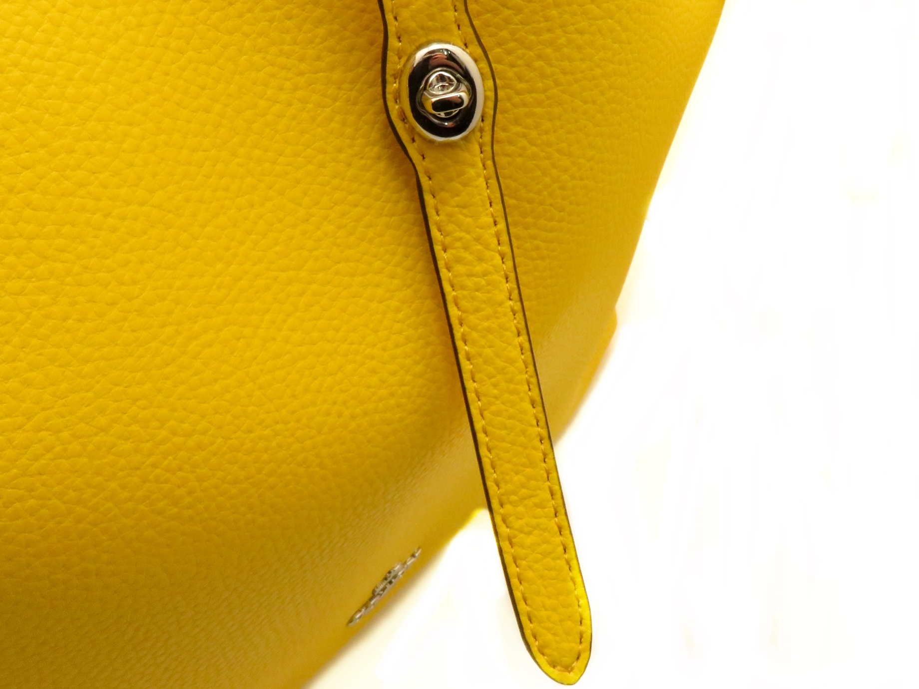 COACH コーチ バッグ トートバッグ イエロー レザー 58849 【437】 の