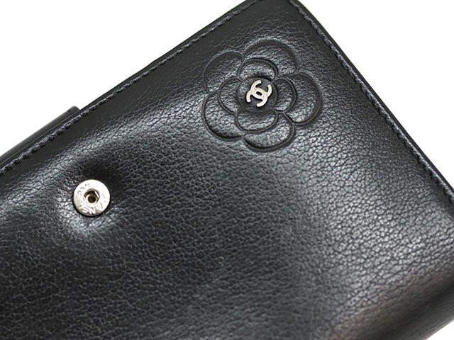 CHANEL　シャネル　バタフライカメリア　二つ折り財布　ブラック／シルバー金具　ラムスキン　【471】